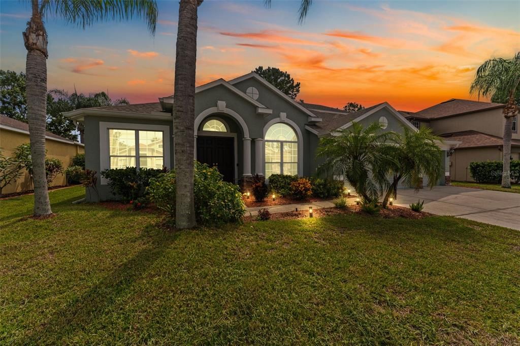 На продажу: $699,000 (5 спален, 4 ванн, 3139 Квадратных фут)