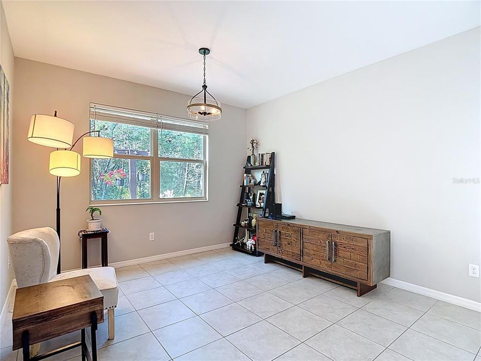 出租: $2,150 (3 贝兹, 2 浴室, 1787 平方英尺)