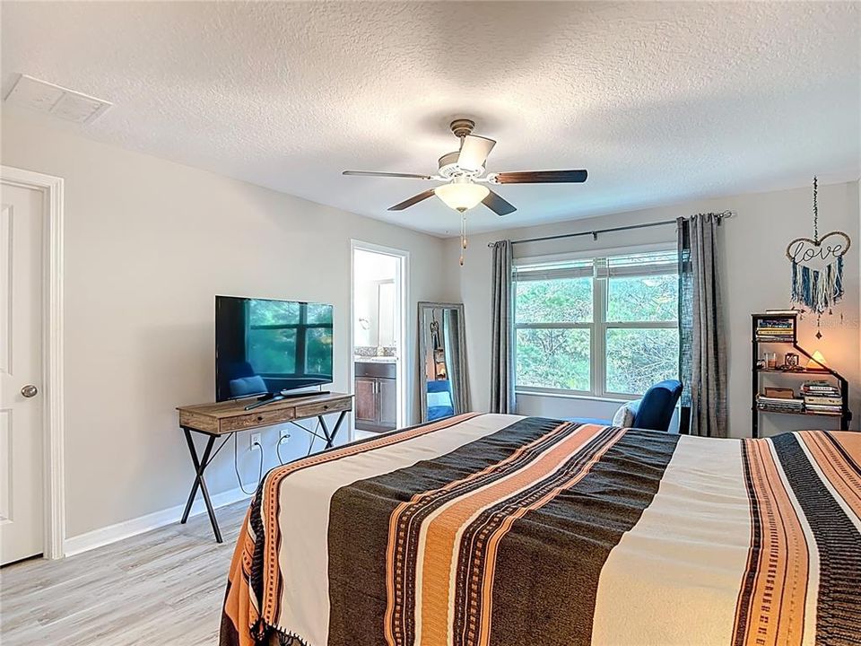 出租: $2,150 (3 贝兹, 2 浴室, 1787 平方英尺)