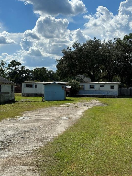 For Sale: $200,000 (4 beds, 2 baths, 840 Square Feet)