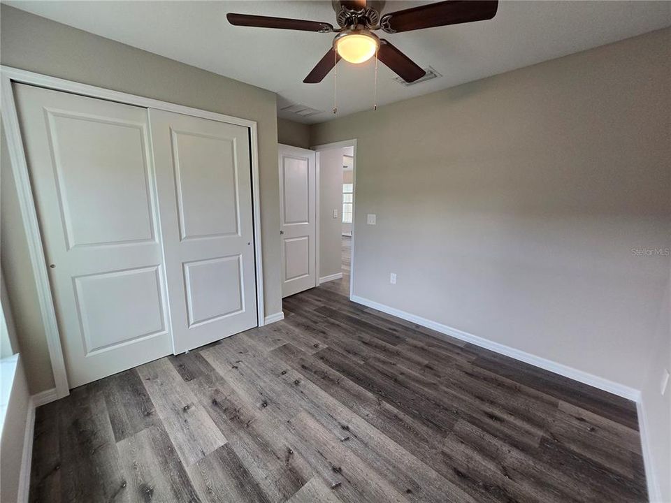 Active With Contract: $255,000 (3 beds, 2 baths, 1380 Square Feet)