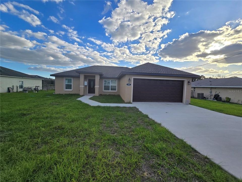 Active With Contract: $255,000 (3 beds, 2 baths, 1380 Square Feet)