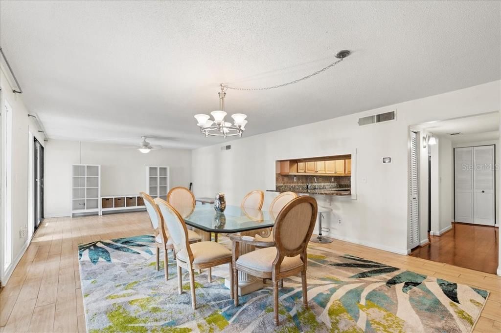 For Sale: $219,000 (2 beds, 2 baths, 1744 Square Feet)