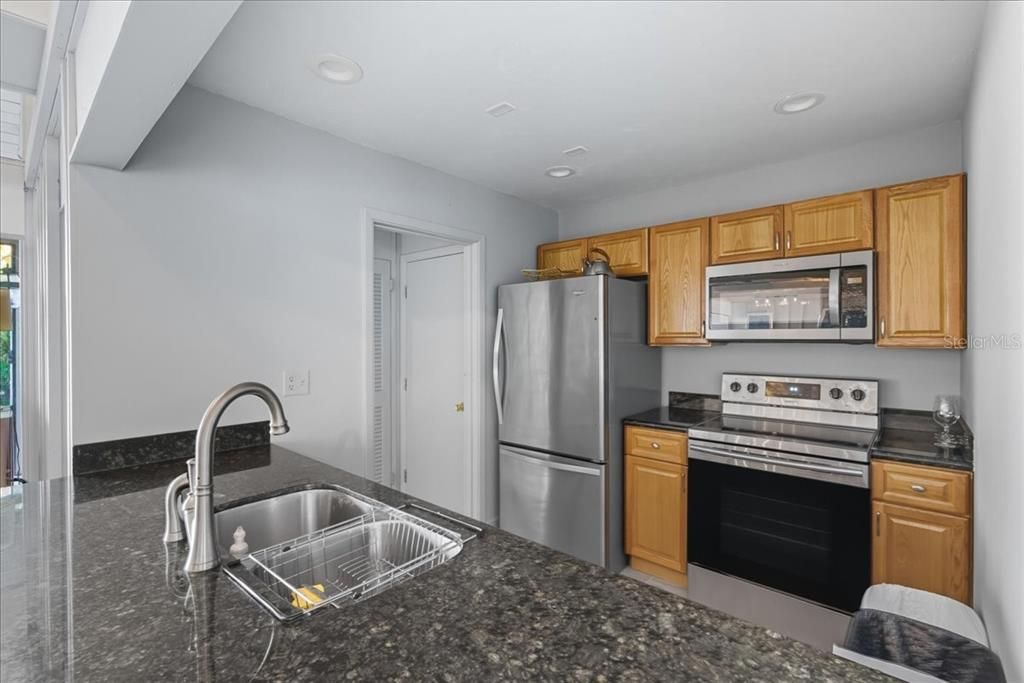 For Sale: $219,000 (2 beds, 2 baths, 1744 Square Feet)