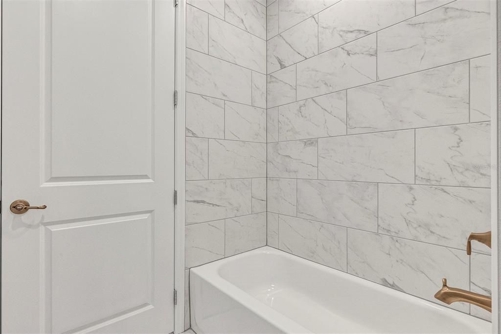 待售: $445,000 (4 贝兹, 3 浴室, 2478 平方英尺)