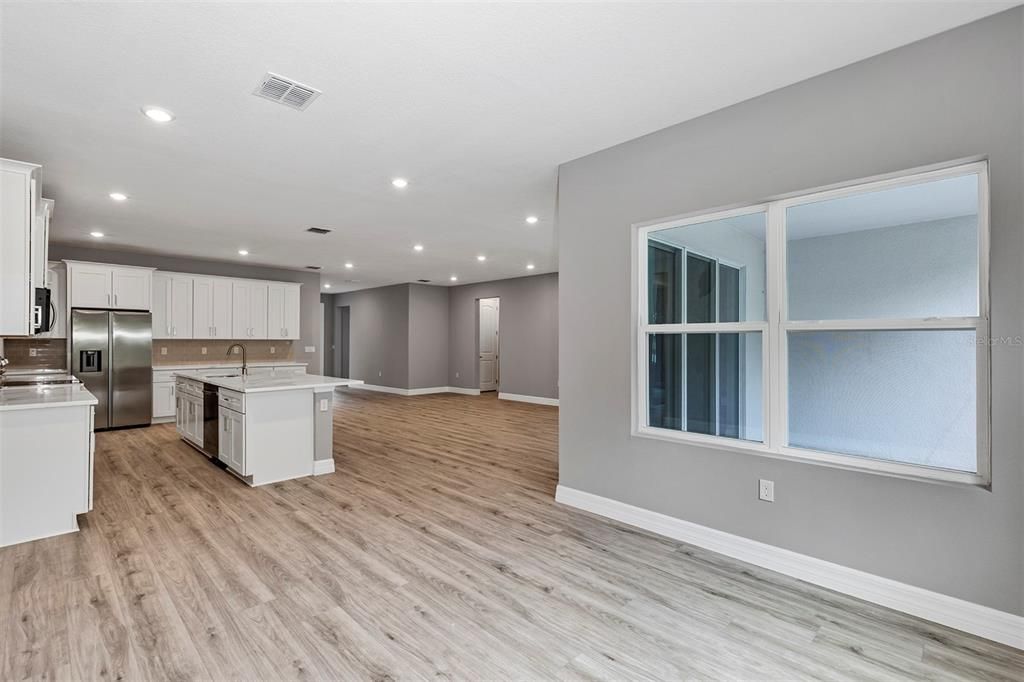 待售: $445,000 (4 贝兹, 3 浴室, 2478 平方英尺)