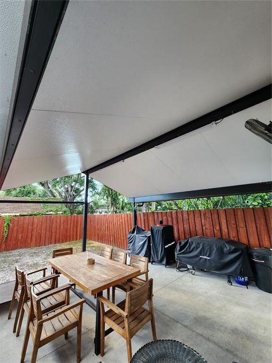 Activo con contrato: $2,250 (2 camas, 1 baños, 1074 Pies cuadrados)