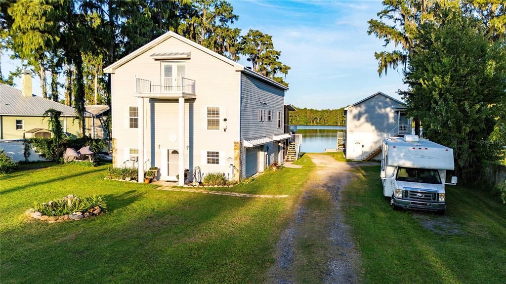 待售: $670,000 (3 贝兹, 3 浴室, 2605 平方英尺)