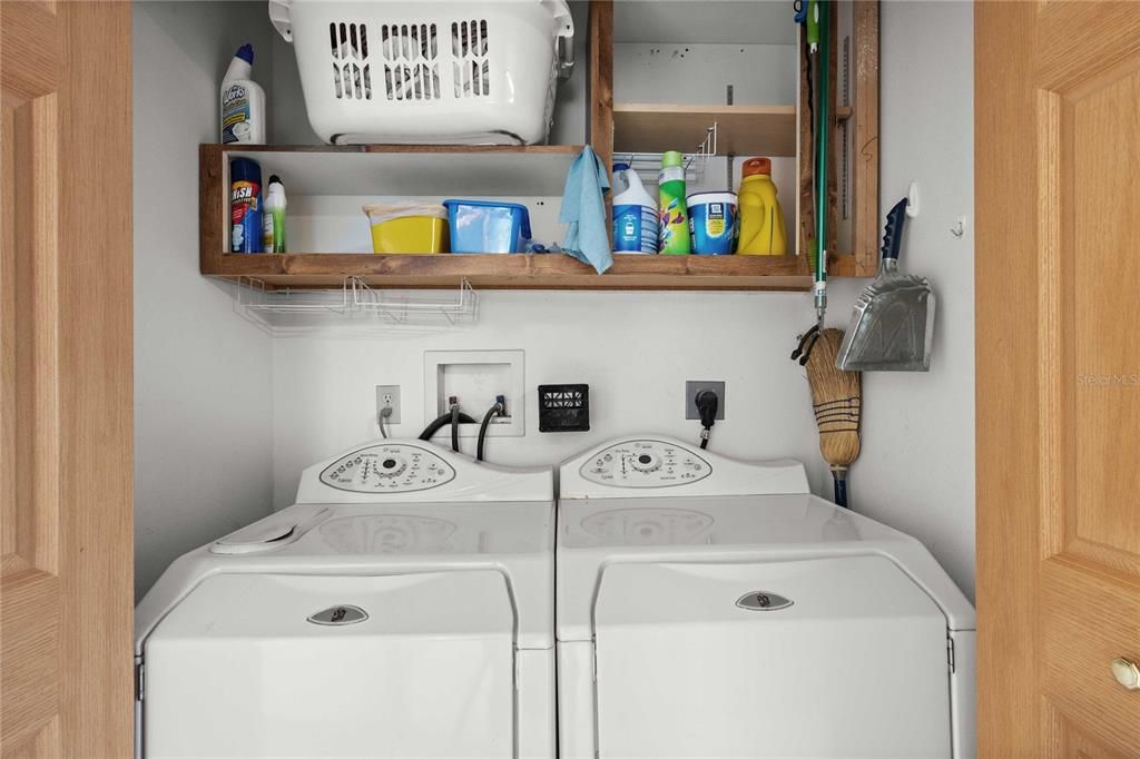 待售: $670,000 (3 贝兹, 3 浴室, 2605 平方英尺)