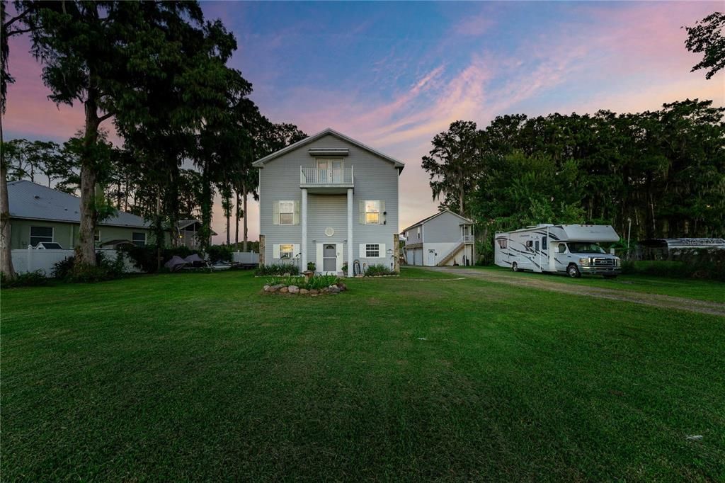 待售: $670,000 (3 贝兹, 3 浴室, 2605 平方英尺)