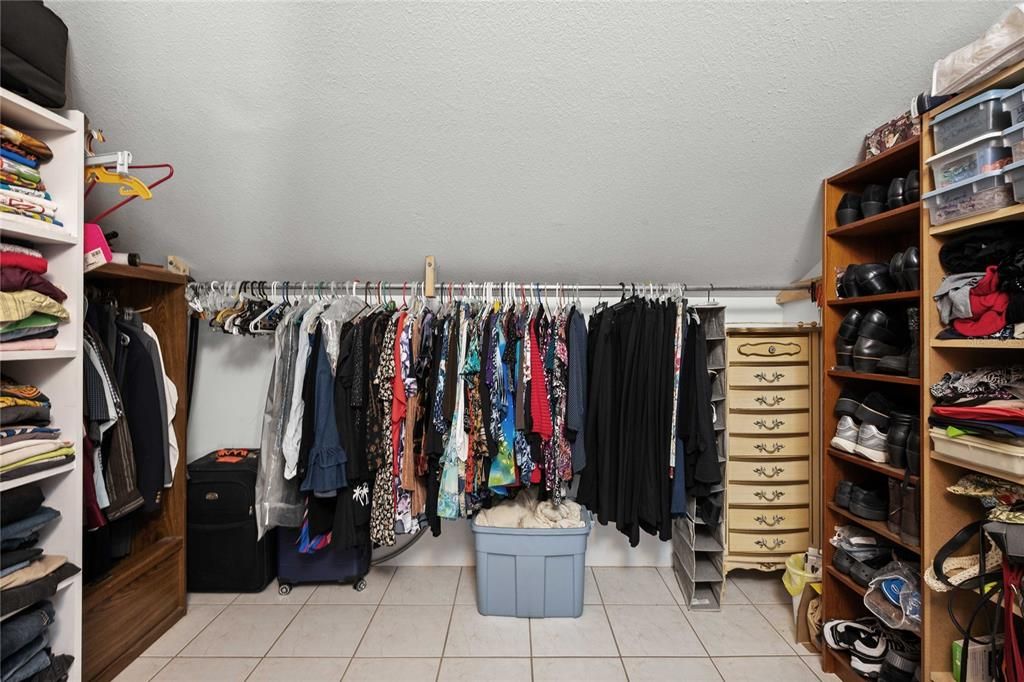 待售: $670,000 (3 贝兹, 3 浴室, 2605 平方英尺)