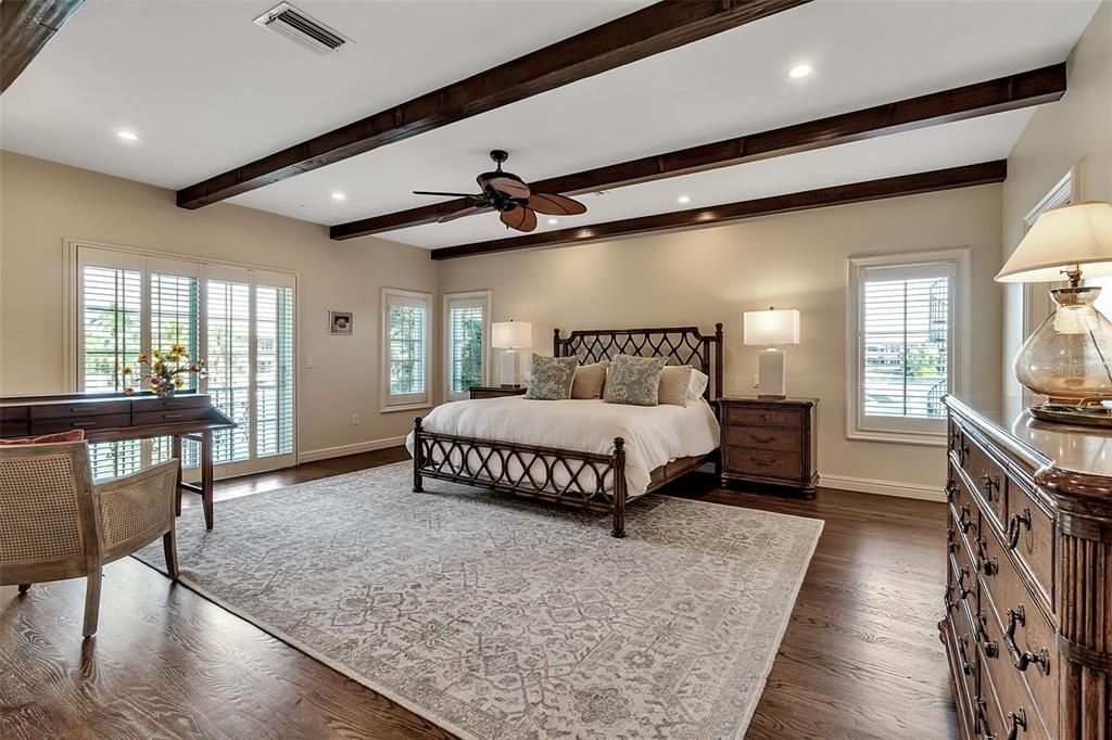 For Sale: $4,995,000 (4 beds, 4 baths, 6827 Square Feet)