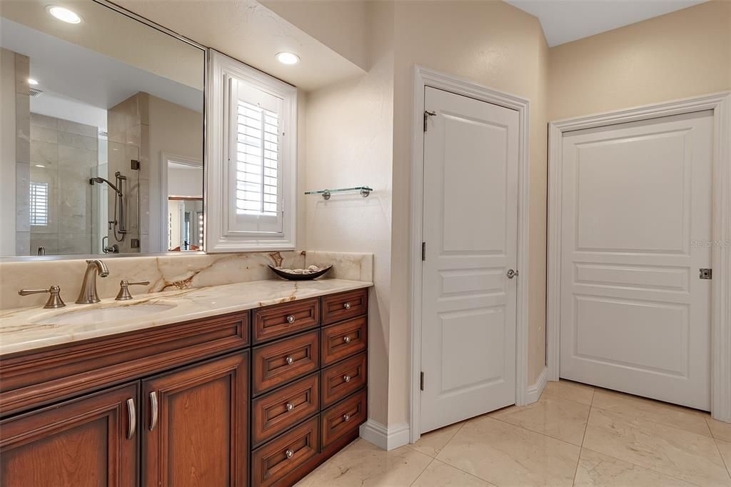 For Sale: $4,995,000 (4 beds, 4 baths, 6827 Square Feet)