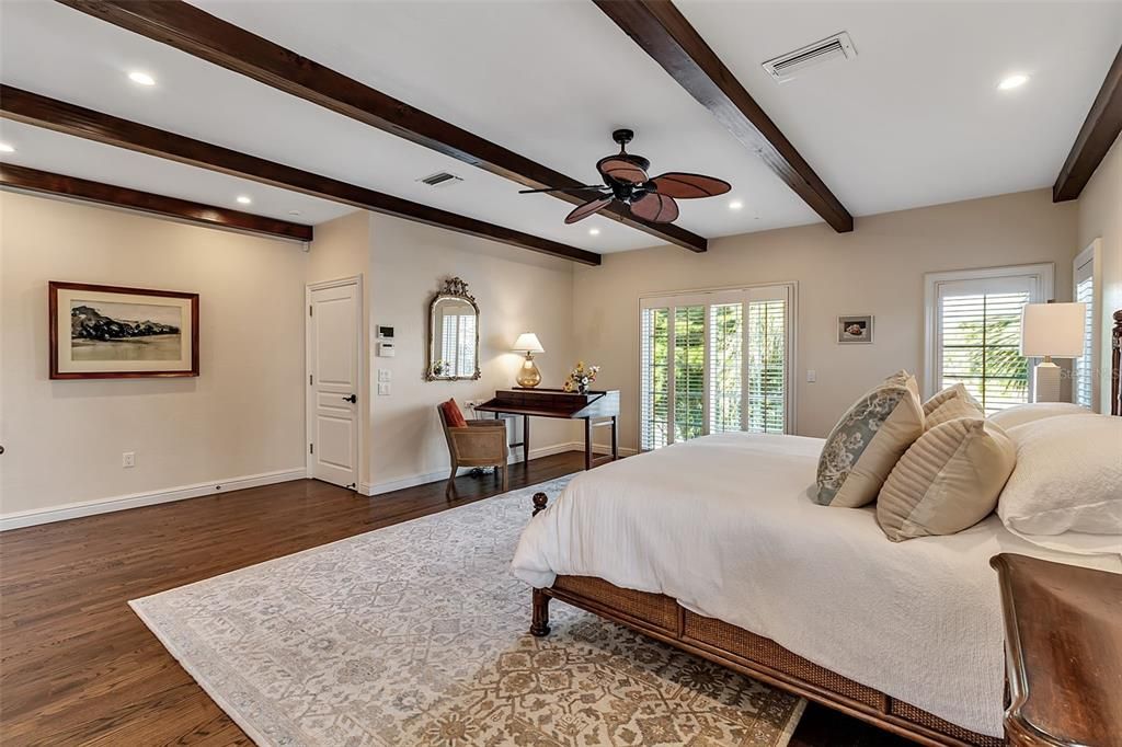 For Sale: $4,995,000 (4 beds, 4 baths, 6827 Square Feet)