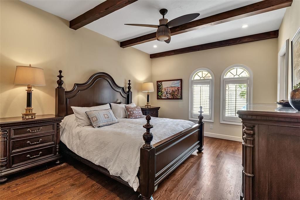 For Sale: $4,995,000 (4 beds, 4 baths, 6827 Square Feet)