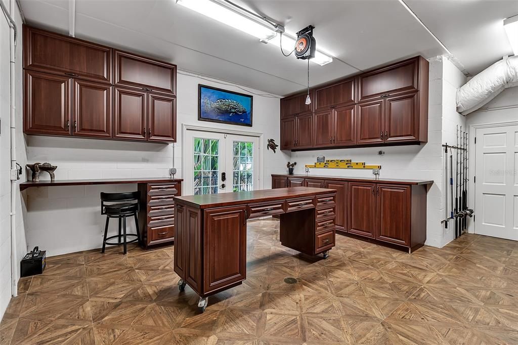 For Sale: $4,995,000 (4 beds, 4 baths, 6827 Square Feet)