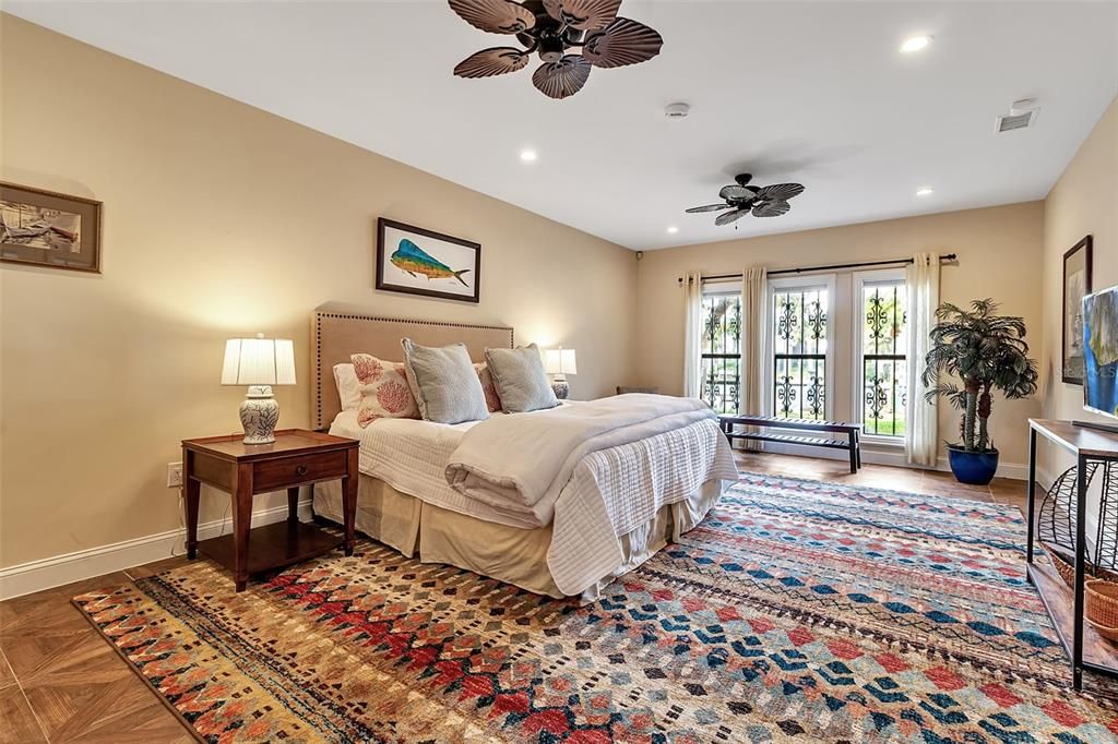 For Sale: $4,995,000 (4 beds, 4 baths, 6827 Square Feet)