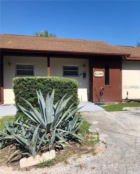 Recently Rented: $1,195 (2 beds, 1 baths, 782 Square Feet)