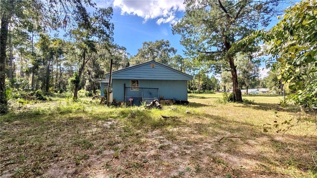 For Sale: $135,000 (3 beds, 1 baths, 1152 Square Feet)