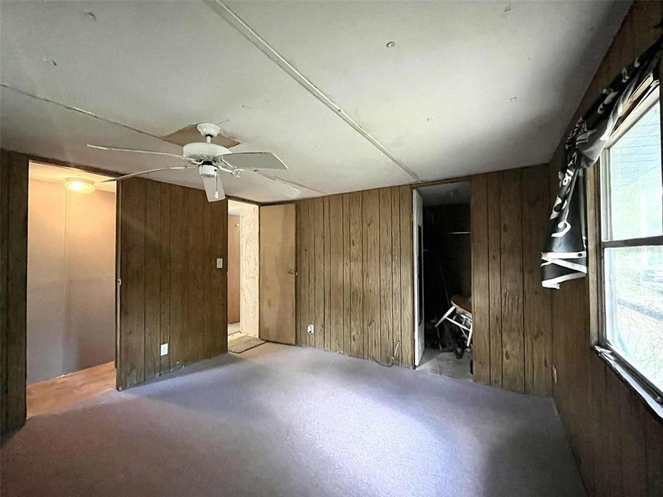 For Sale: $135,000 (3 beds, 1 baths, 1152 Square Feet)