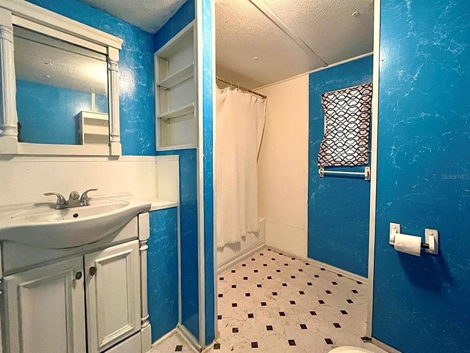 For Sale: $135,000 (3 beds, 1 baths, 1152 Square Feet)