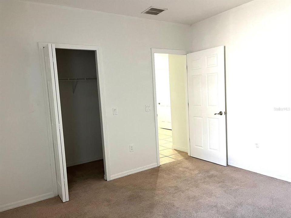 Active With Contract: $299,000 (3 beds, 2 baths, 1748 Square Feet)