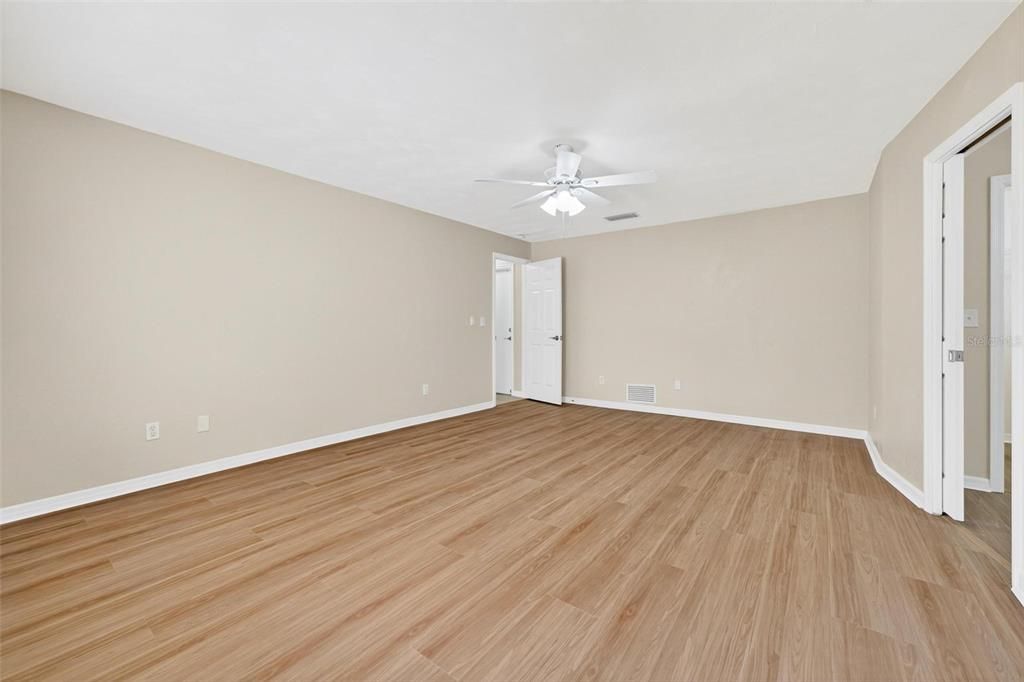 For Sale: $449,000 (3 beds, 2 baths, 2174 Square Feet)