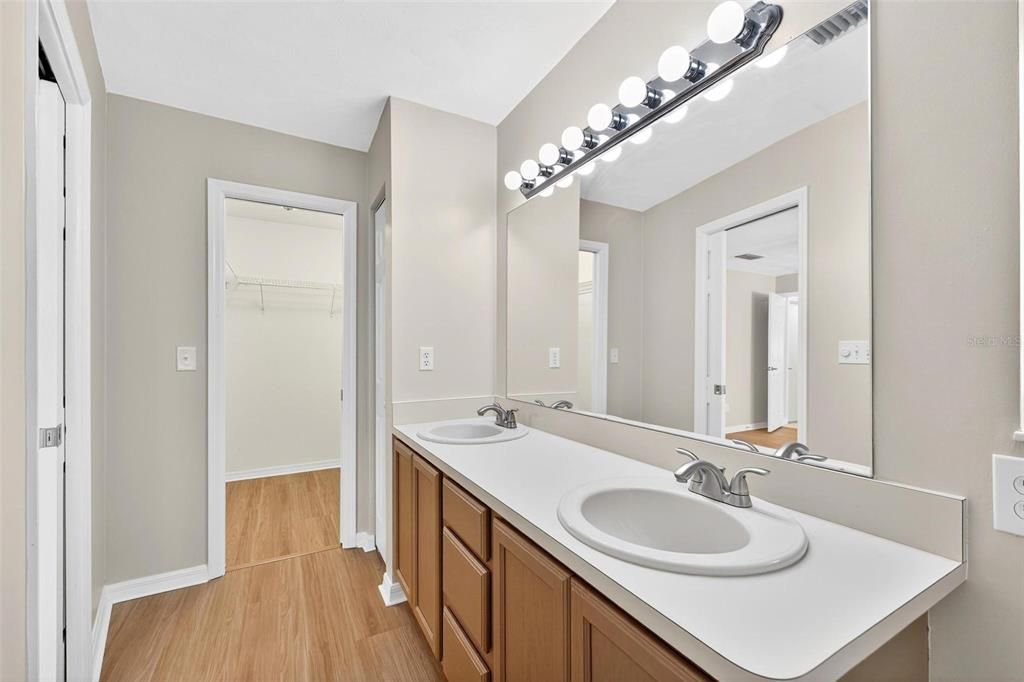 For Sale: $449,000 (3 beds, 2 baths, 2174 Square Feet)