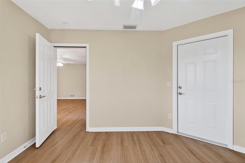 For Sale: $449,000 (3 beds, 2 baths, 2174 Square Feet)