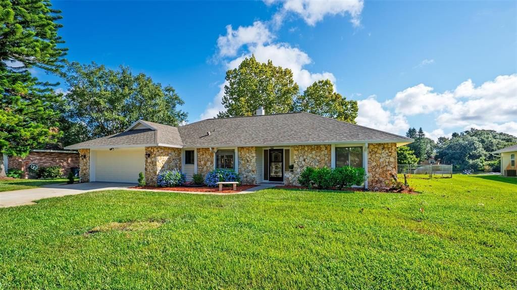 For Sale: $449,000 (3 beds, 2 baths, 2174 Square Feet)