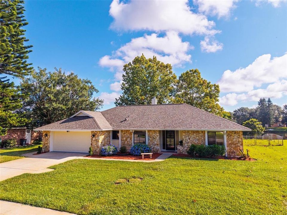 For Sale: $449,000 (3 beds, 2 baths, 2174 Square Feet)