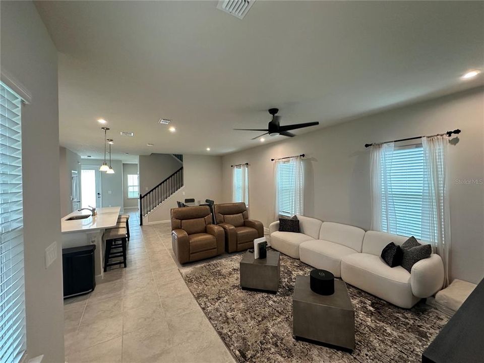 出租: $2,795 (3 贝兹, 2 浴室, 2138 平方英尺)