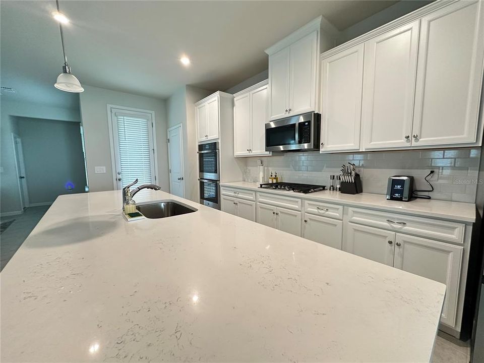 出租: $2,795 (3 贝兹, 2 浴室, 2138 平方英尺)