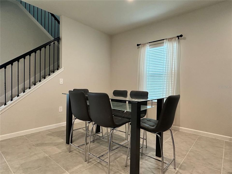 出租: $2,795 (3 贝兹, 2 浴室, 2138 平方英尺)