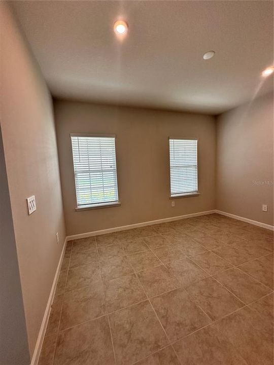 出租: $2,795 (3 贝兹, 2 浴室, 2138 平方英尺)