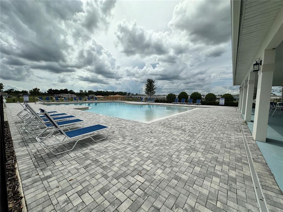 出租: $2,795 (3 贝兹, 2 浴室, 2138 平方英尺)