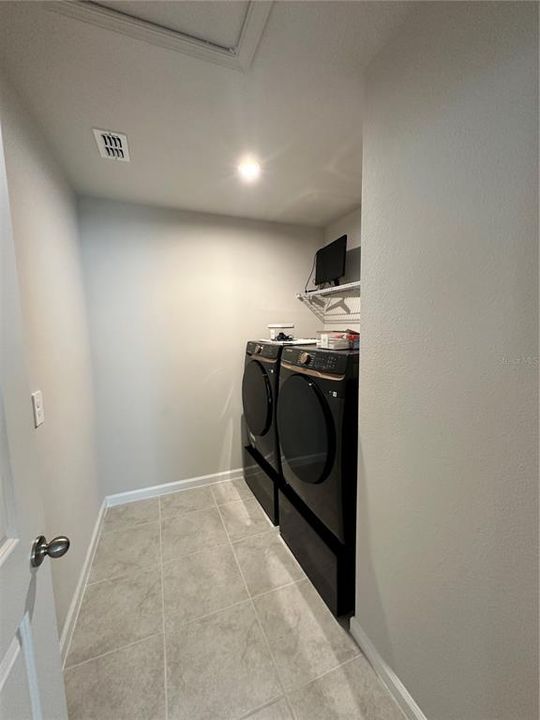 出租: $2,795 (3 贝兹, 2 浴室, 2138 平方英尺)