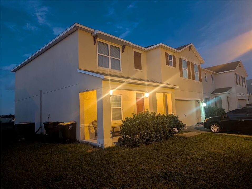 En Venta: $425,000 (5 camas, 3 baños, 2696 Pies cuadrados)