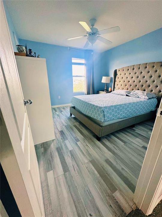 En Venta: $425,000 (5 camas, 3 baños, 2696 Pies cuadrados)