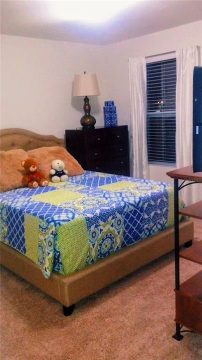 En Venta: $425,000 (5 camas, 3 baños, 2696 Pies cuadrados)