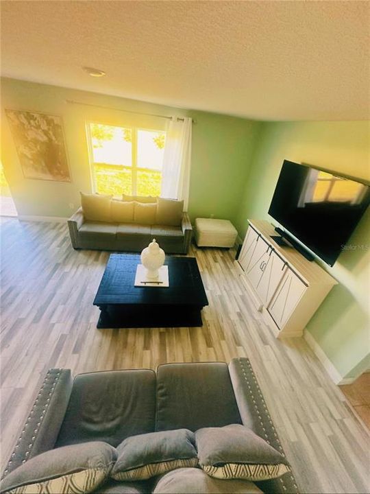 En Venta: $425,000 (5 camas, 3 baños, 2696 Pies cuadrados)