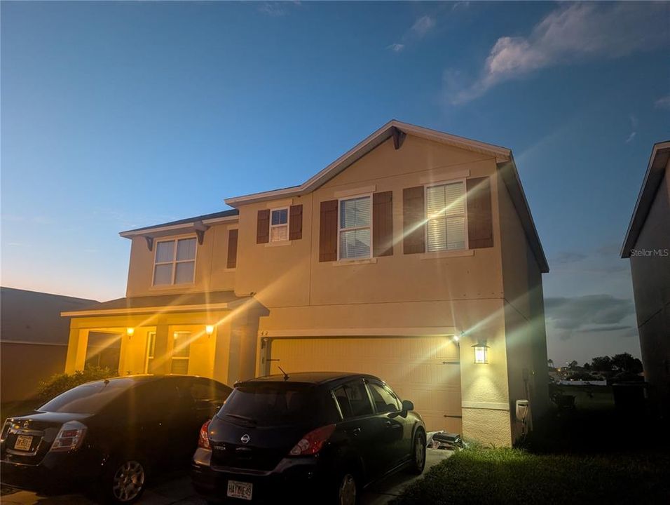 En Venta: $425,000 (5 camas, 3 baños, 2696 Pies cuadrados)