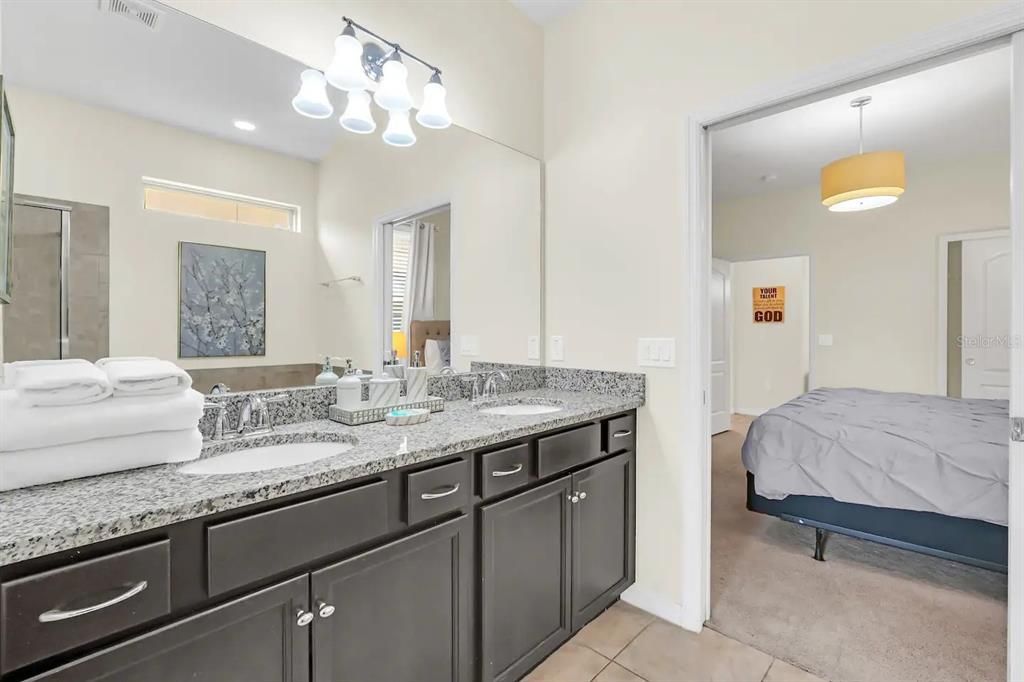 For Rent: $3,800 (6 beds, 5 baths, 3142 Square Feet)