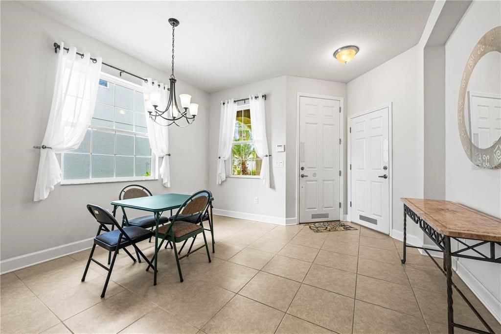 For Rent: $2,650 (3 beds, 2 baths, 1567 Square Feet)