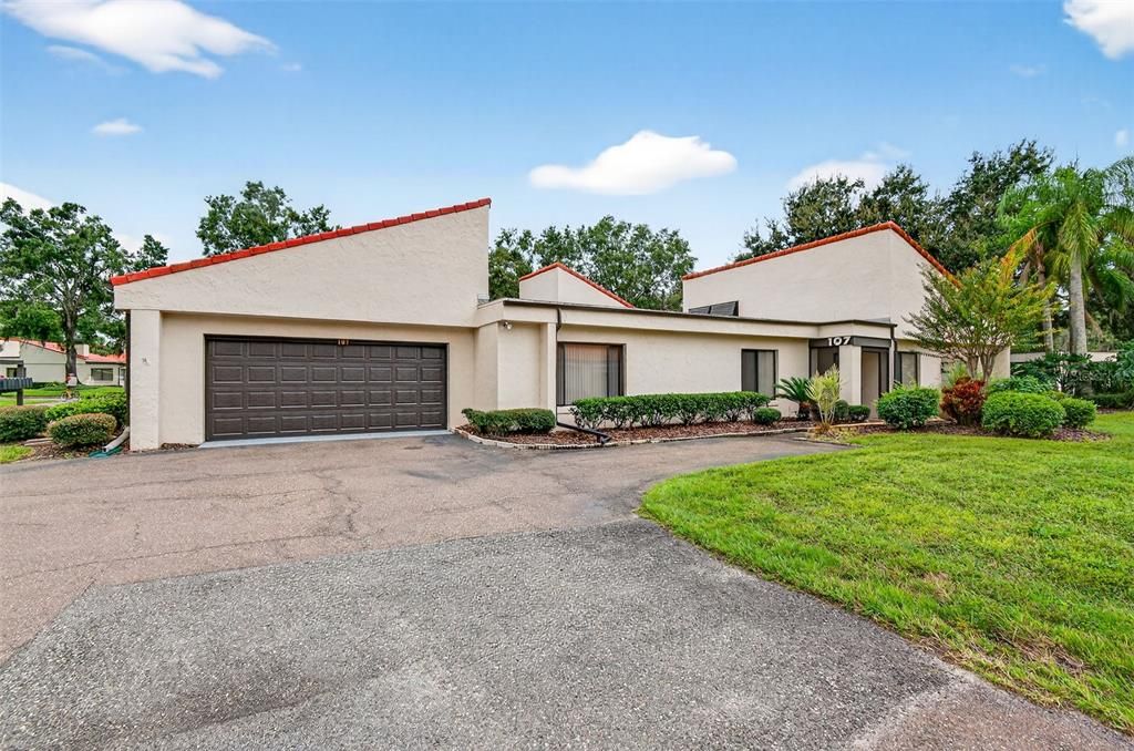 For Sale: $310,000 (3 beds, 2 baths, 1542 Square Feet)