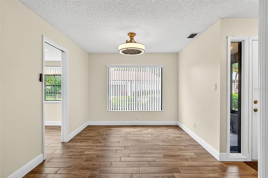 For Sale: $310,000 (3 beds, 2 baths, 1542 Square Feet)