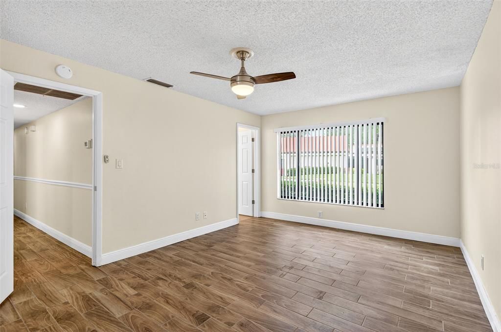 For Sale: $310,000 (3 beds, 2 baths, 1542 Square Feet)