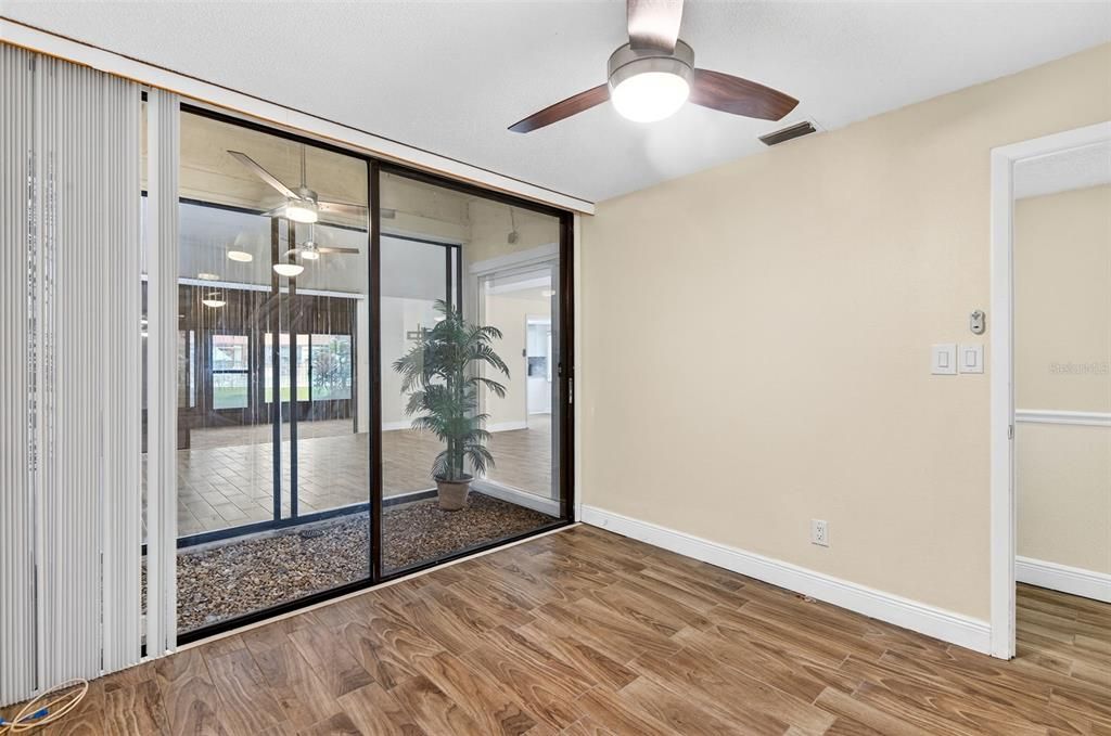 For Sale: $310,000 (3 beds, 2 baths, 1542 Square Feet)