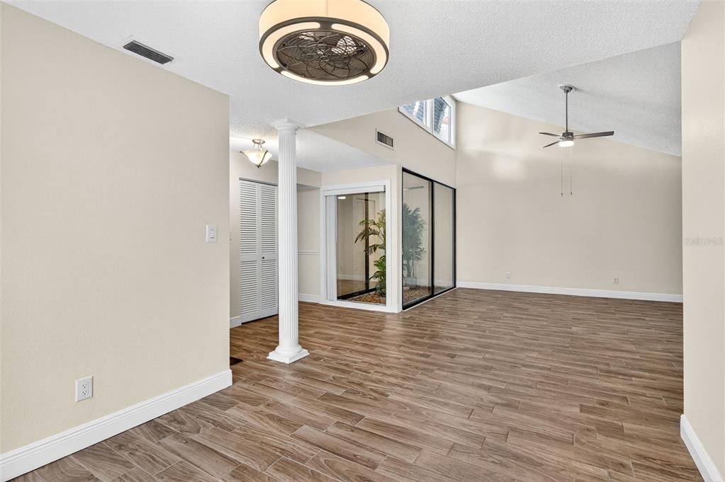 For Sale: $310,000 (3 beds, 2 baths, 1542 Square Feet)