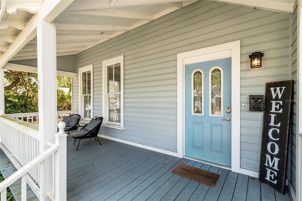 Active With Contract: $500,000 (4 beds, 3 baths, 2046 Square Feet)